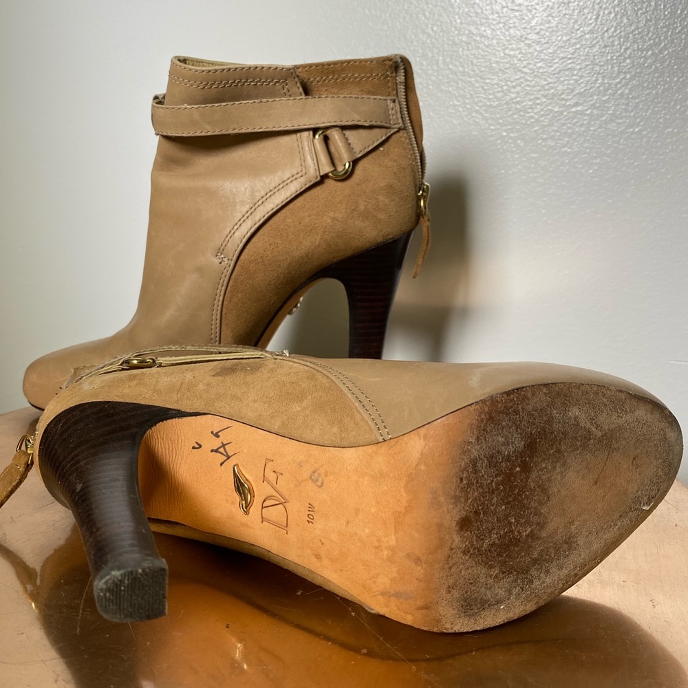 DVF Boots - Picture 4 of 4